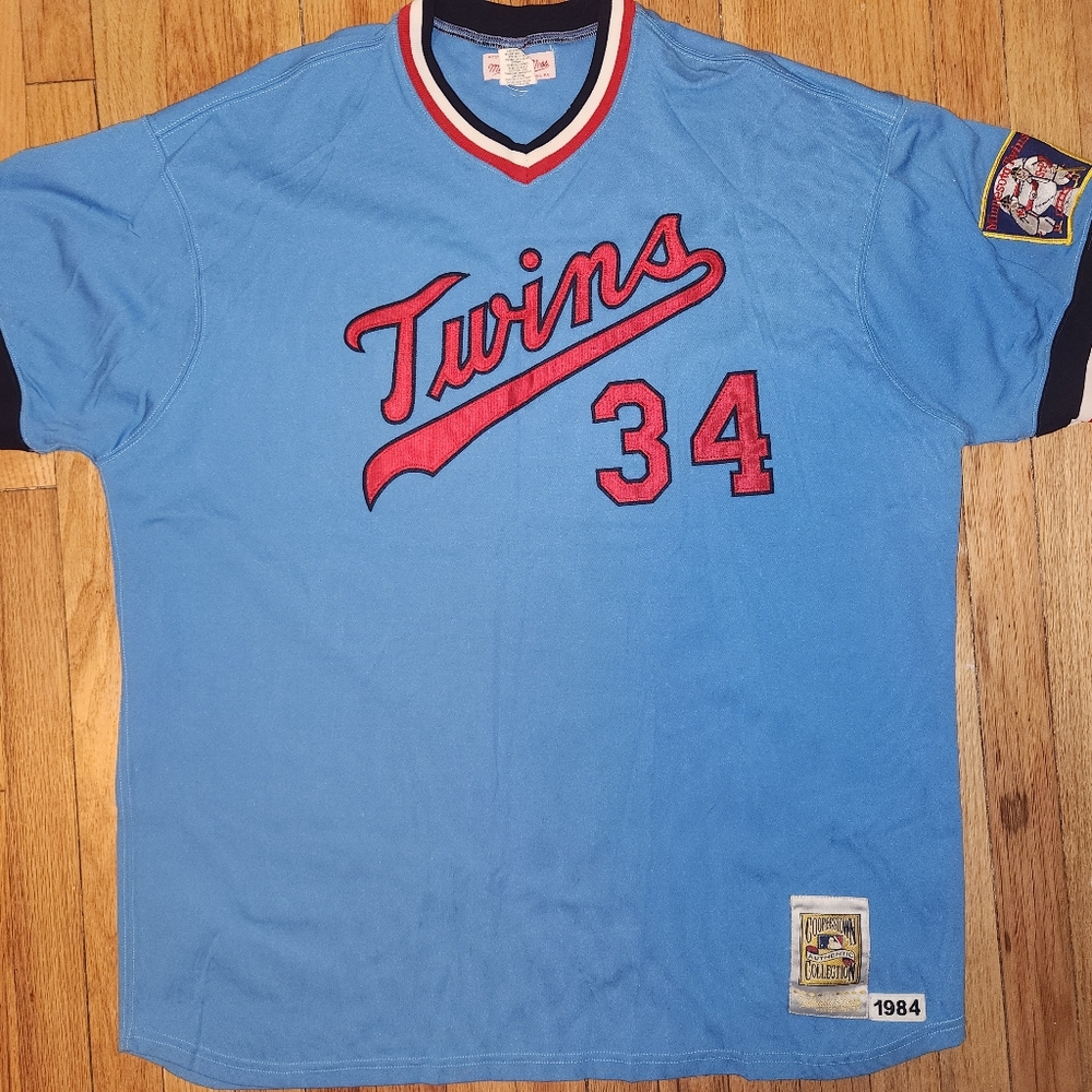 Mitchell & Ness  Cooperstown Collection Minnesota Twins 1984 Jersey